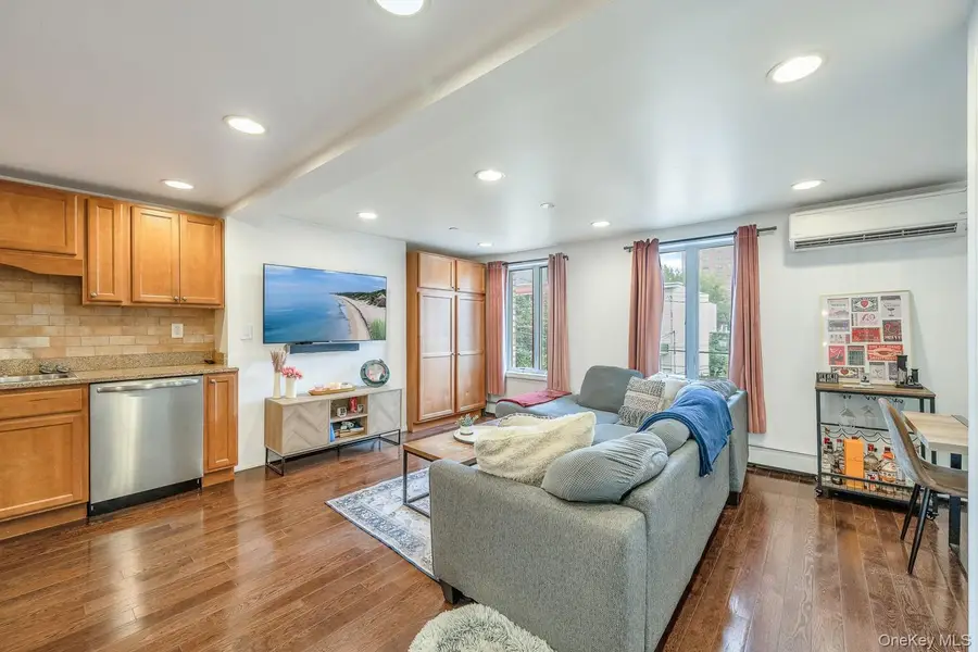 21-05 33rd Avenue, Astoria, NY 11106 - Image #3