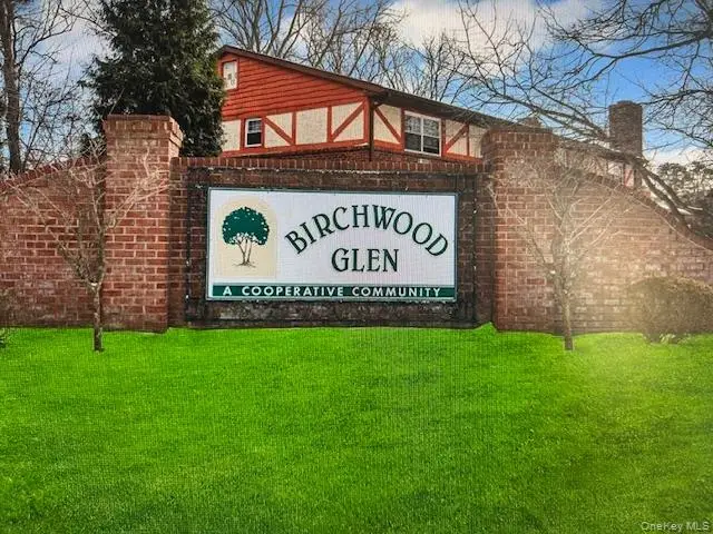 18 Glen Hollow Dr #F9, Holtsville, NY 11742 - #1