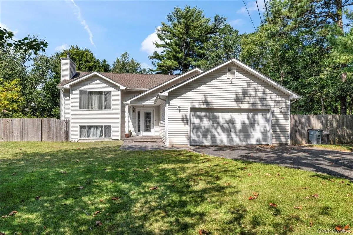 101 Plymouth Avenue, East Patchogue, NY 11772 - Image #1