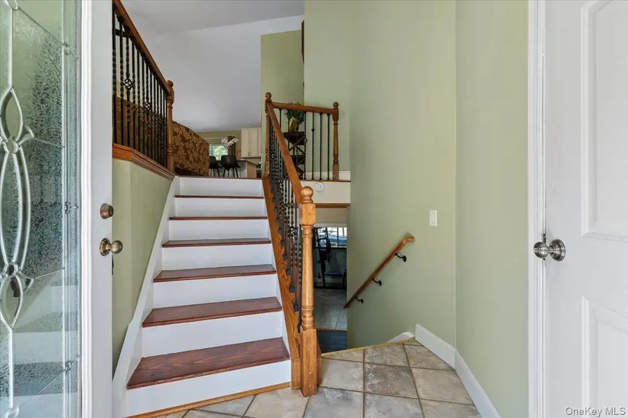 101 Plymouth Avenue, East Patchogue, NY 11772 - Image #2