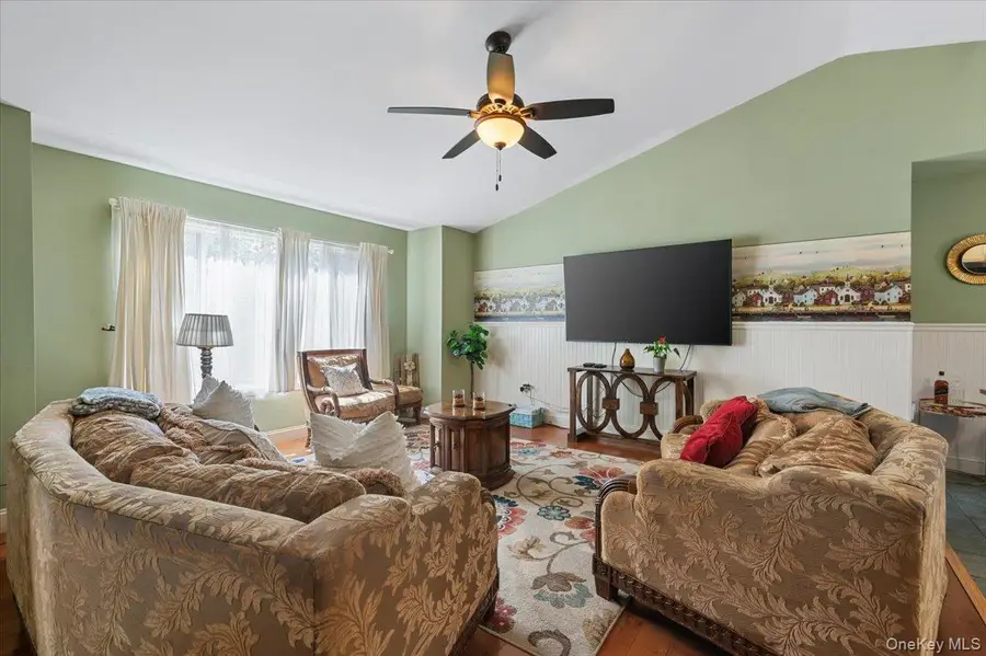 101 Plymouth Avenue, East Patchogue, NY 11772 - Image #3