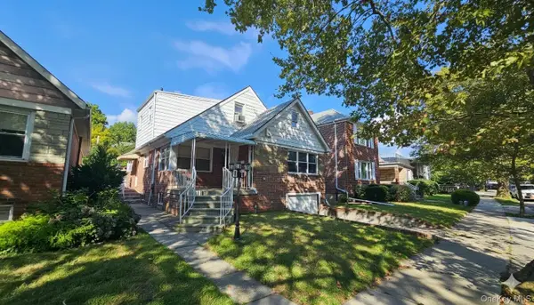 65-19 Dieterle Crescent, Rego Park, NY 11374