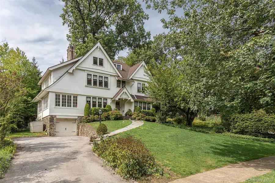 119 Pondfield Road W, Bronxville, NY 10708 - Image #3