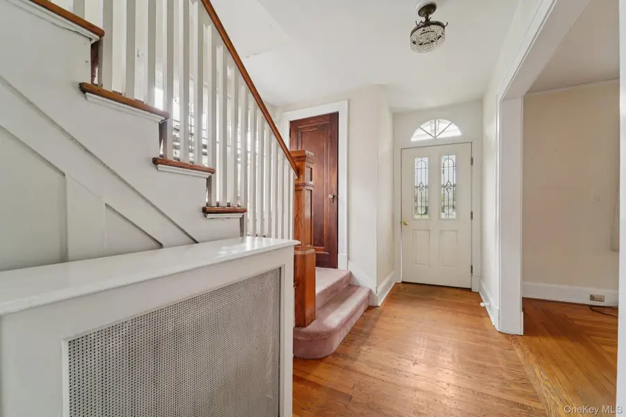 115 Morsemere Avenue, Yonkers, NY 10703 - Image #3