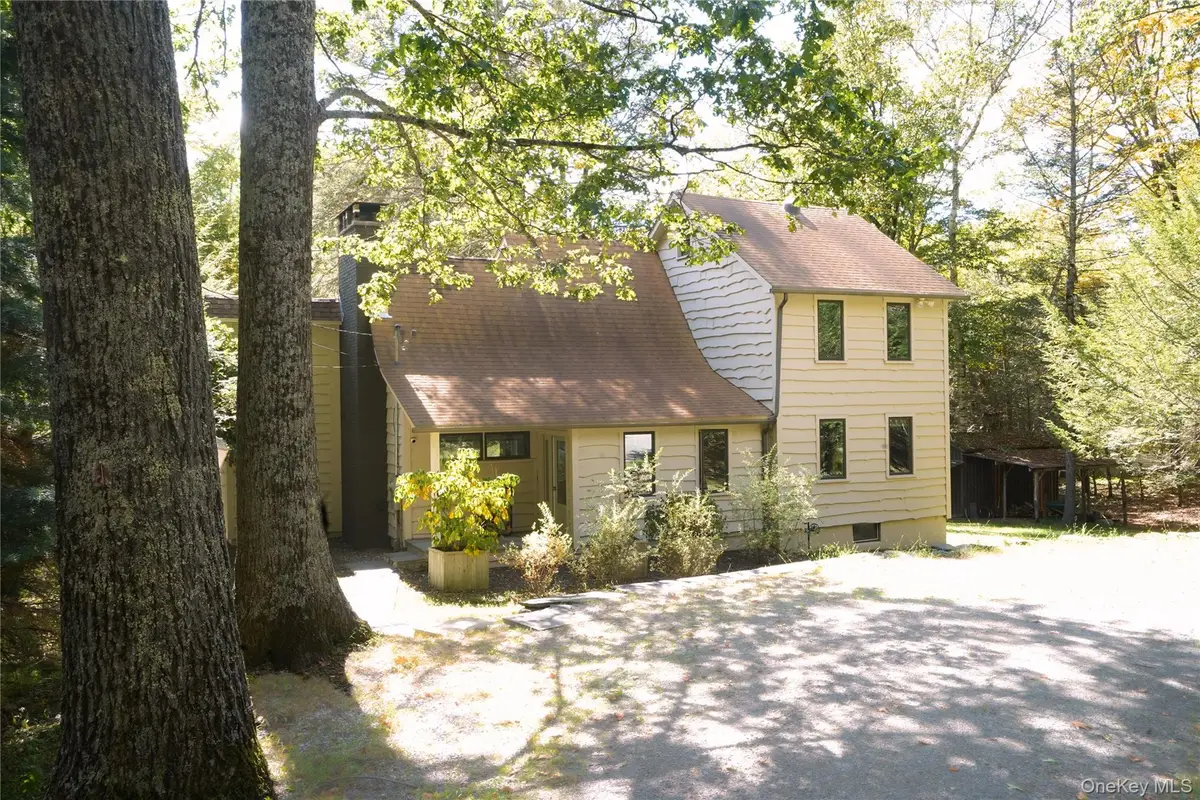 241 Silver Hollow Road, Willow, NY 12495 - Image #1