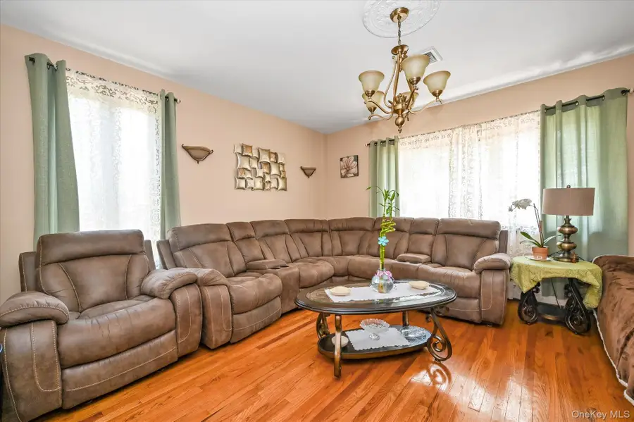 14915 11th Avenue, Whitestone, NY 11357 - Image #3