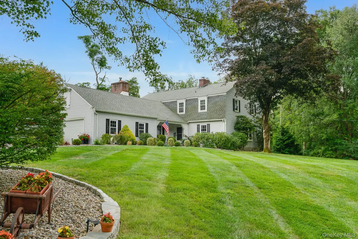 26 Country Club Road, Hopewell Junction, NY 12533 - #1