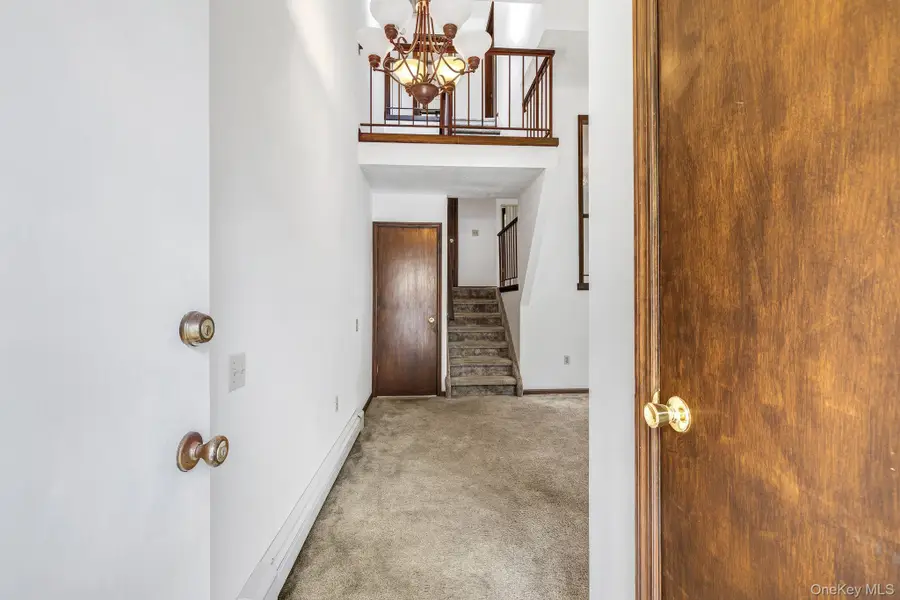 9 Spruce Court, Fishkill, NY 12524 - Image #3