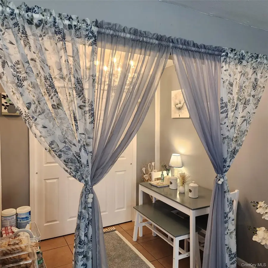 2d Valley Forge Court, Ridge, NY 11961 - Image #3