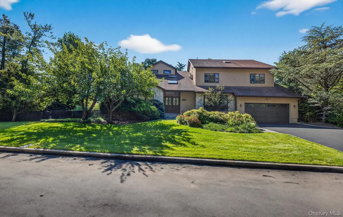 1 Ellen Court, Glen Cove, NY 11542 - Image #1