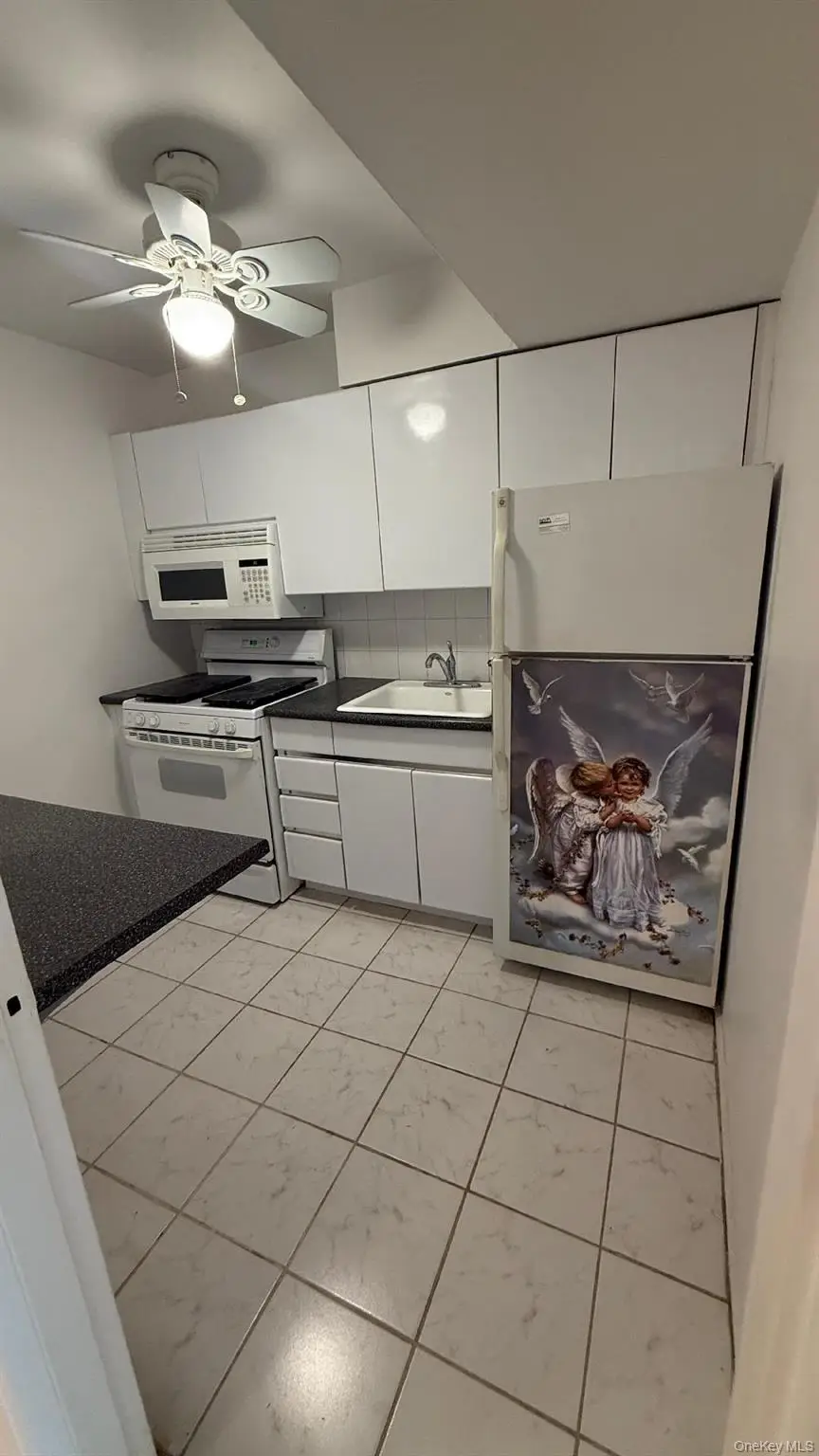 88-25 155 Avenue #4G, Howard Beach, NY 11414 - Image #3