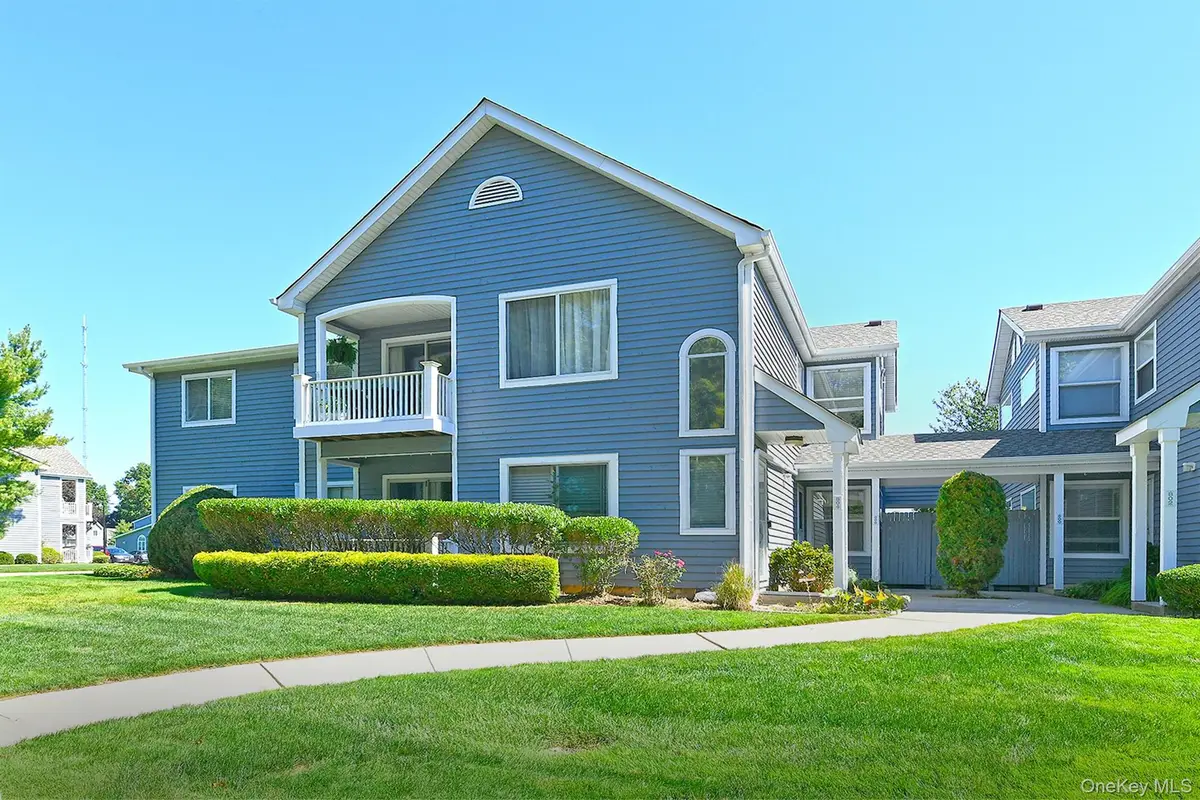 804 Birchwood Park Drive #7, Middle Island, NY 11953 - Image #1
