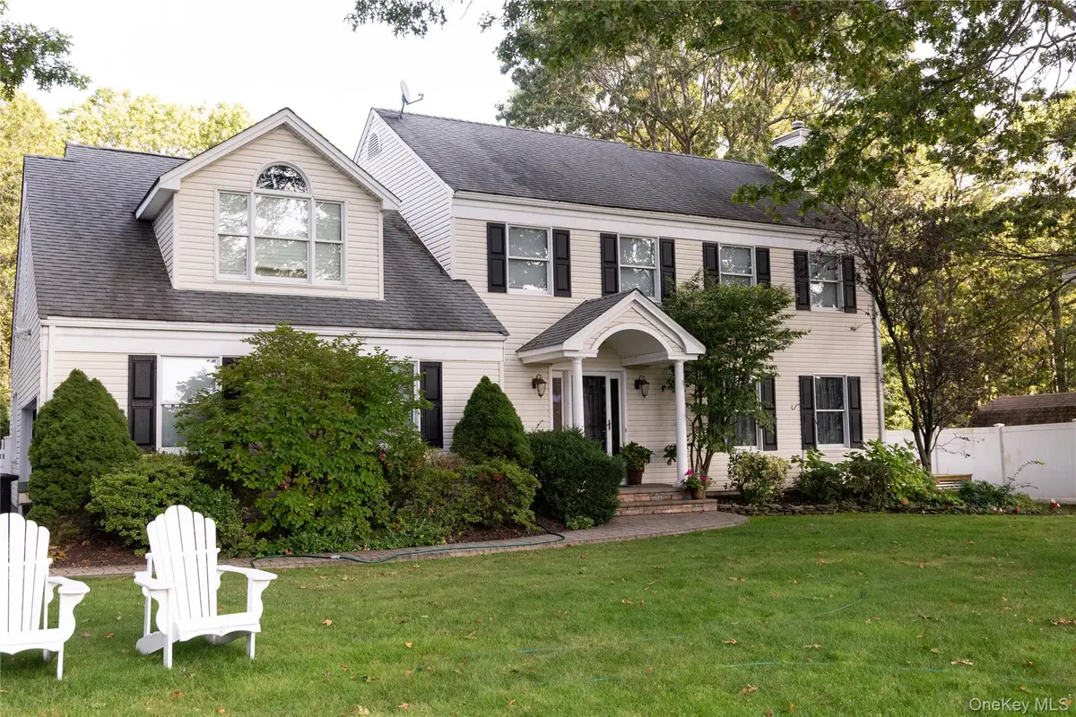 7 Tallmadge Trail, Miller Place, NY 11764 - Image #1