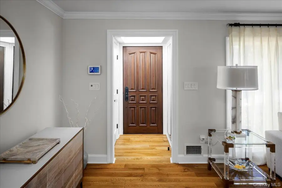 41 Birch Street, Port Washington, NY 11050 - Image #2