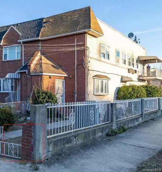 186-02 Foch Boulevard, Saint Albans, NY 11412 - Image #1