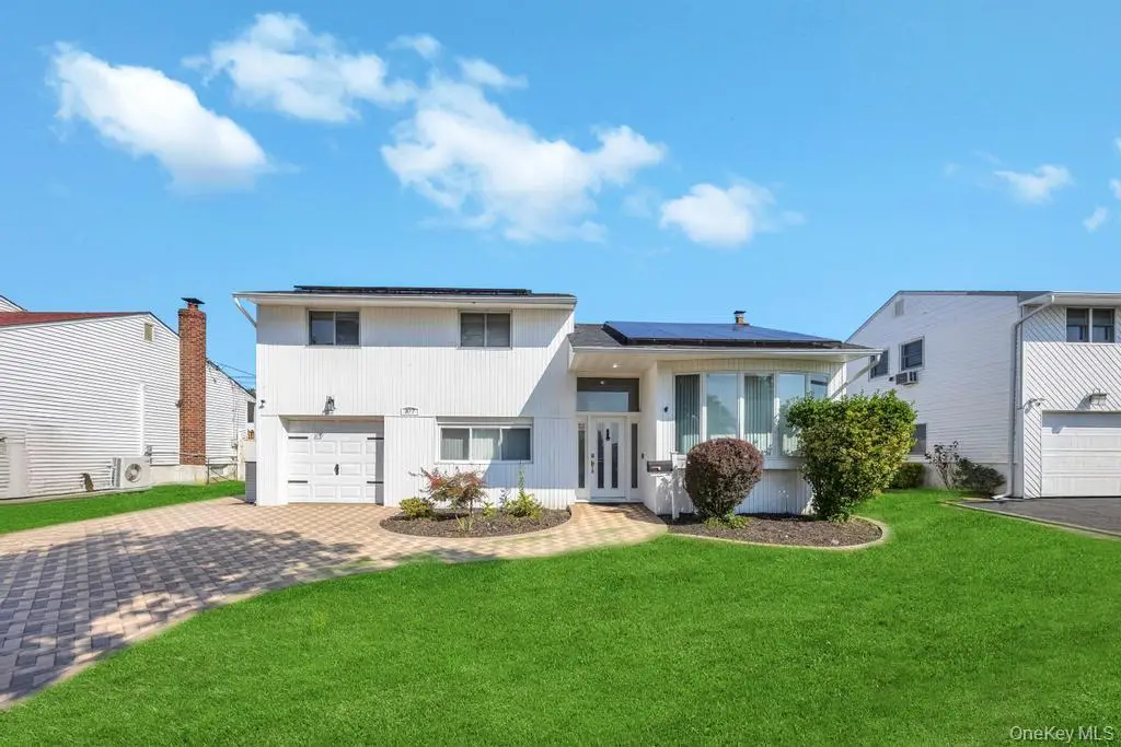 377 Clearmeadow Drive, East Meadow, NY 11554 - Image #1