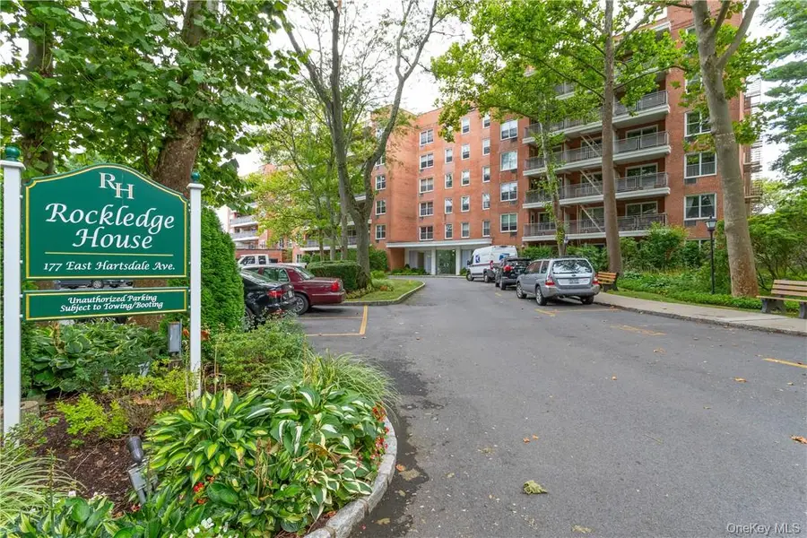 177 E Hartsdale Avenue #4C, Hartsdale, NY 10530 - Image #2
