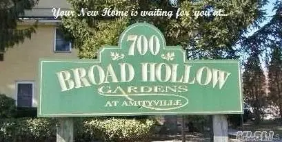 700 Broadway #28, Amityville, NY 11701