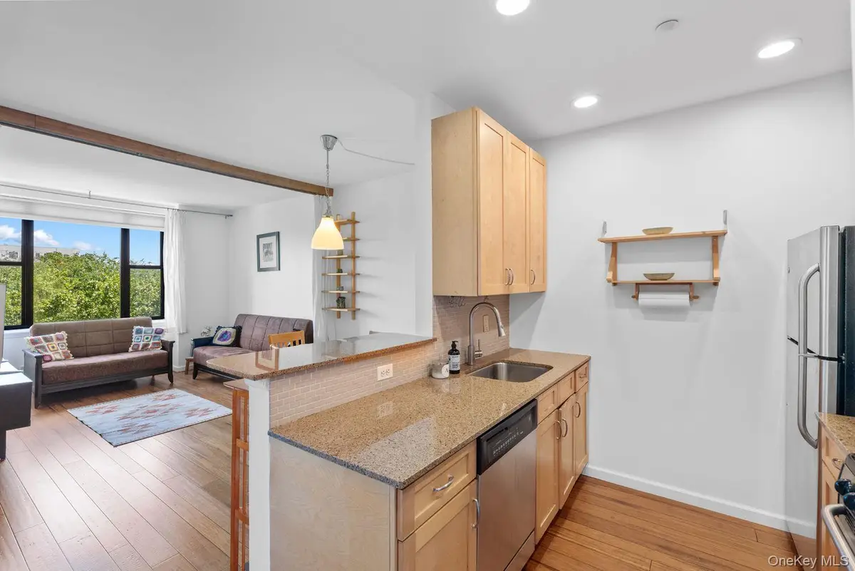 504 W 136th Street #6A, New York, NY 10031 - Image #1