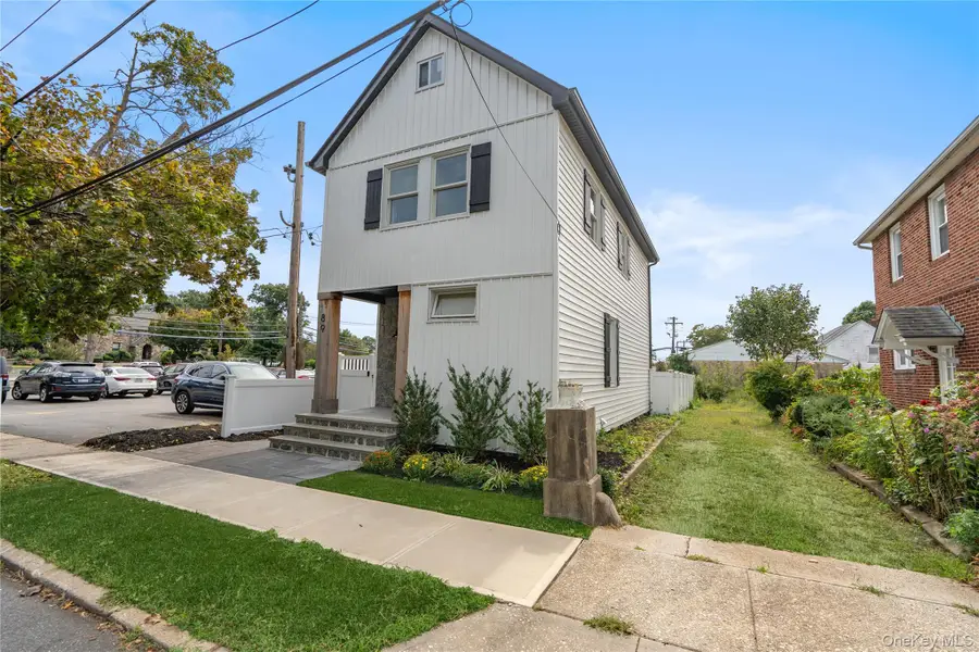 89 5th Avenue, Westbury, NY 11590 - Image #2