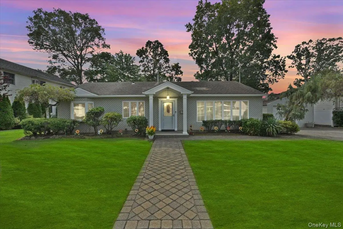 72 Koehl Street, Massapequa Park, NY 11762 - Image #1