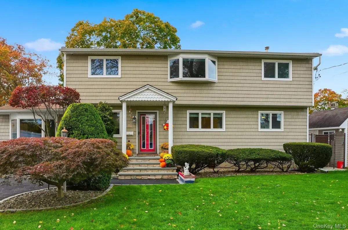 68 Westwood Avenue, Deer Park, NY 11729 - Image #1