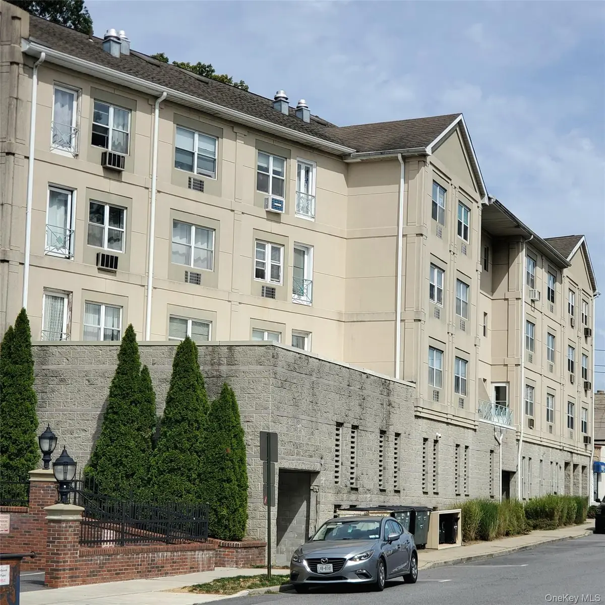 400 Mount Pleasant Avenue #3J, Mamaroneck, NY 10543 - Image #1