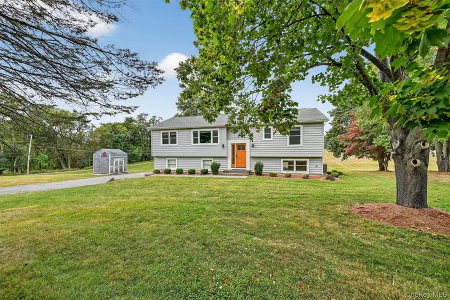 285 Ridge Road, Campbell Hall, NY 10916 - Image #2