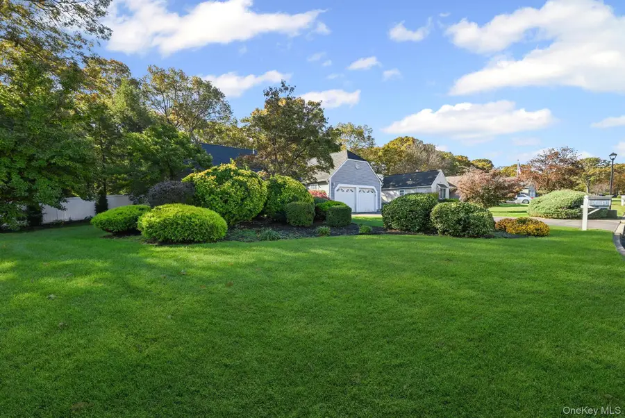12 Ascot Place, Coram, NY 11727 - Image #3