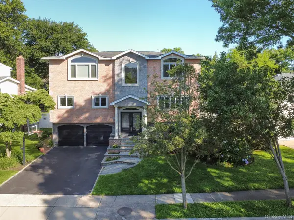 11 Fishermans Drive, Port Washington, NY 11050