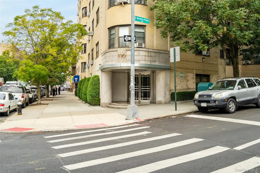 190 E Mosholu Parkway S #4C, Bronx, NY 10458 - Image #2