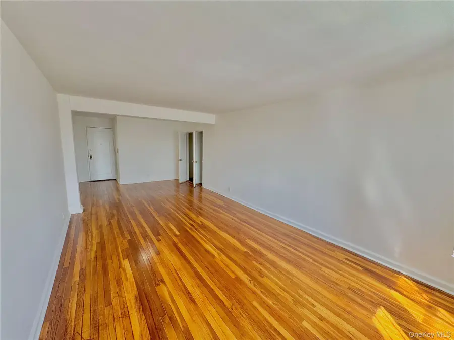2090 Barnes Avenue #6A, Bronx, NY 10462 - Image #3