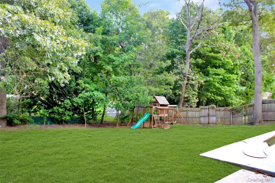 1141 Waverly Avenue, Farmingville, NY 11738 - Image #3