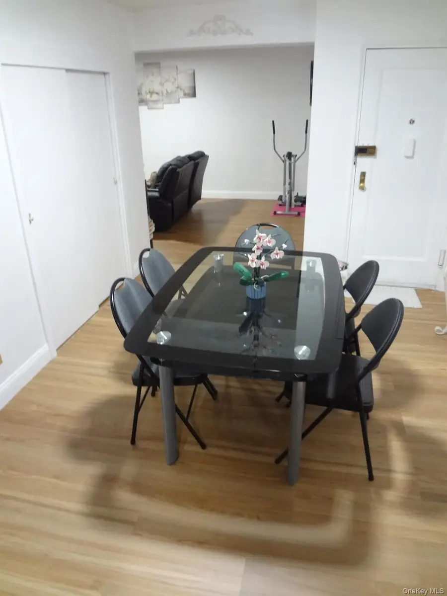 88-09 Northern #504, Jackson Heights, NY 11372 - Image #3