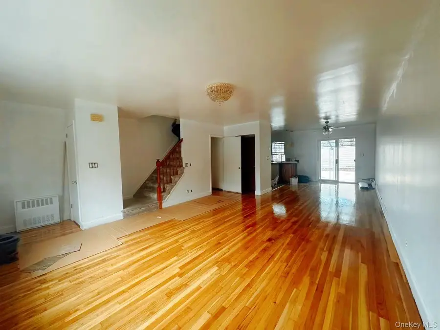 125-15 18 Avenue, College Point, NY 11356 - Image #3