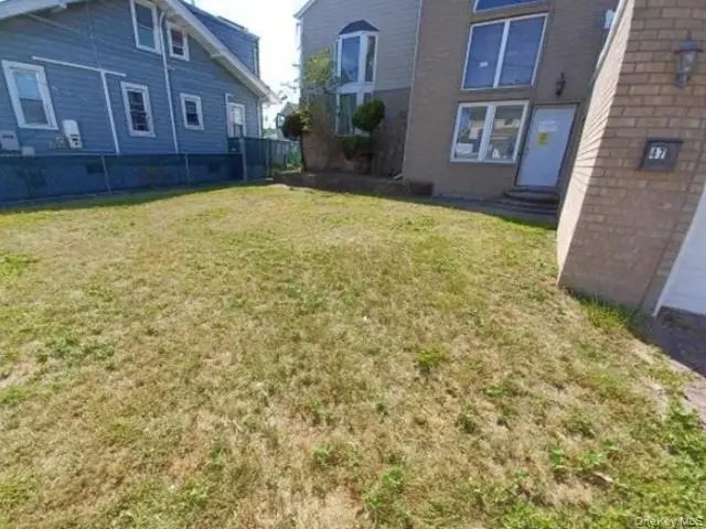 47 Monroe Street, Inwood, NY 11096 - Image #3