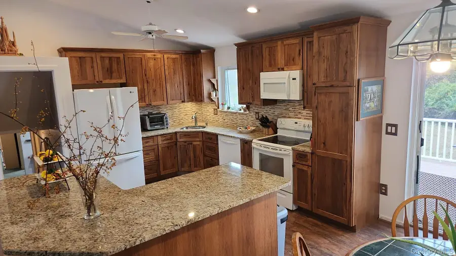 23 Lexington Drive, Newburgh, NY 12550 - Image #3