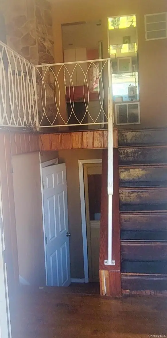 11 Churchill Drive, Brentwood, NY 11717 - Image #2