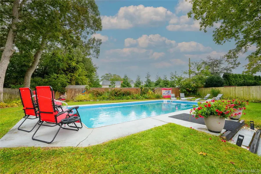 51 Sarah Drive, Lake Grove, NY 11755 - Image #2