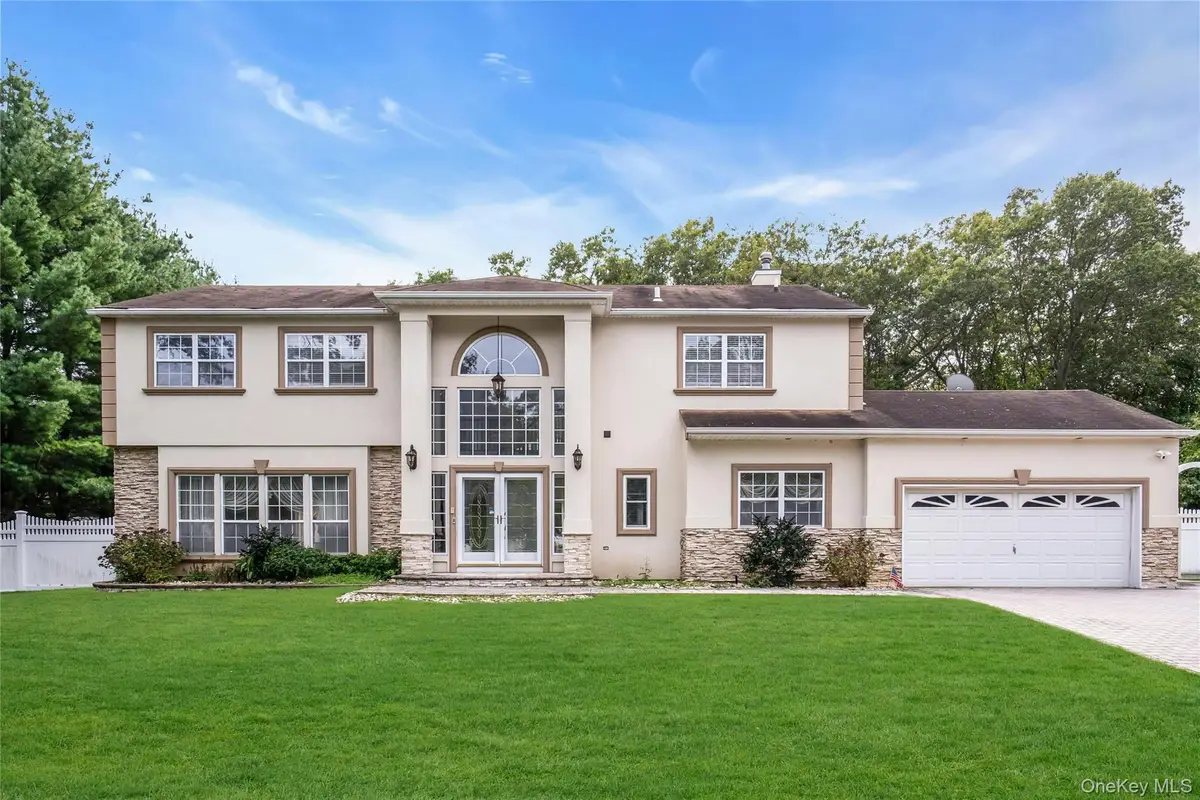 2 Wisteria Lane, Lake Grove, NY 11755 - Image #1