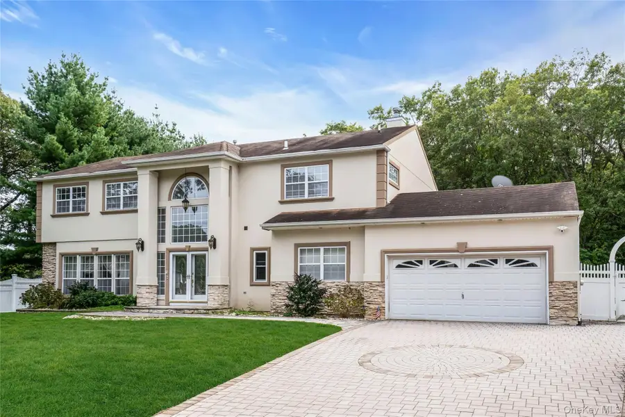 2 Wisteria Lane, Lake Grove, NY 11755 - Image #2