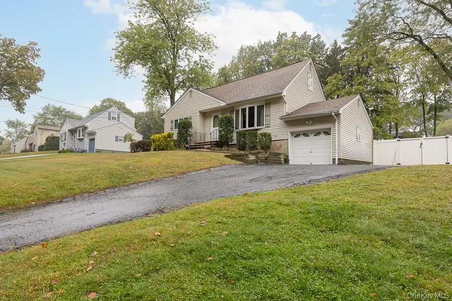 363 Gilbert Avenue, Pearl River, NY 10965 - Image #3