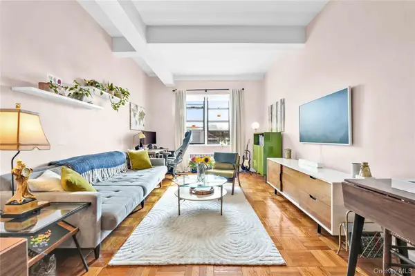 67-30 Dartmouth Street #1D, Forest Hills, NY 11375