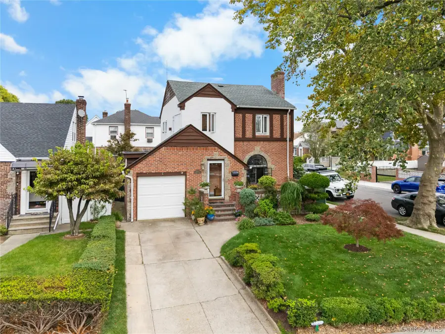 26-23 Utopia Parkway, Flushing, NY 11358 - Image #2