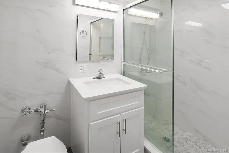 41-25 Kissena Boulevard #3F, Flushing, NY 11355 - Image #3