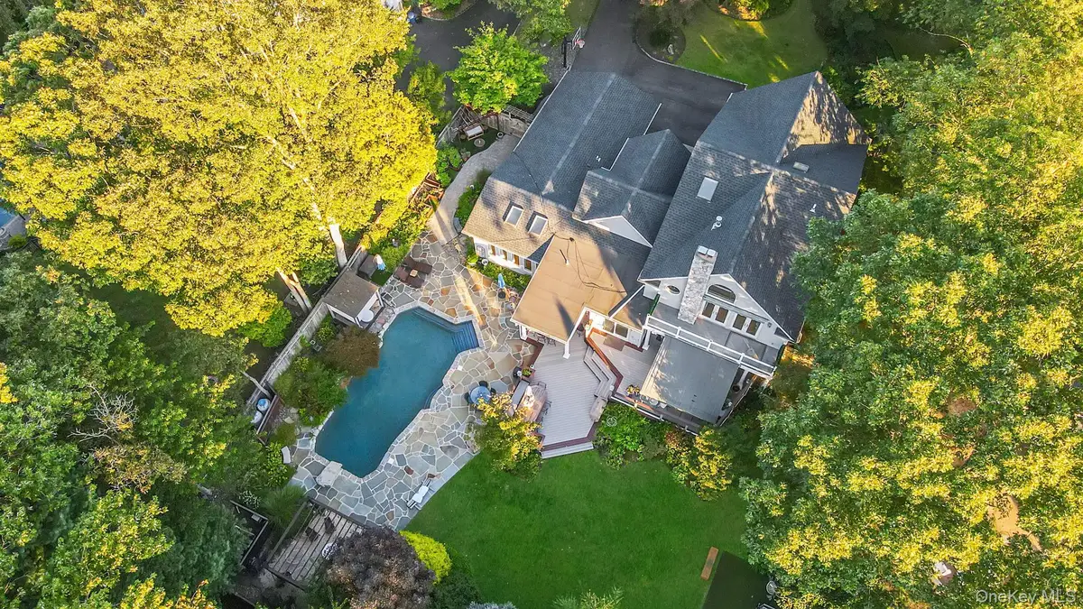 84 Mcculloch Drive, Dix Hills, NY 11746 - Image #1