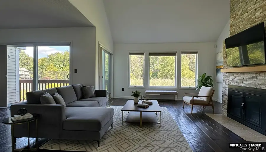 21 Twin Ponds Drive, Kingston, NY 12401 - Image #2