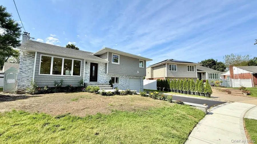 2166 Isabelle Ct, North Bellmore, NY 11710 - Image #3