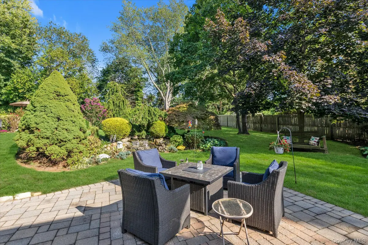 84 Lake Road, Greenlawn, NY 11740 - Image #1