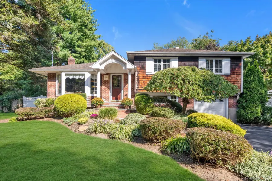 84 Lake Road, Greenlawn, NY 11740 - Image #2